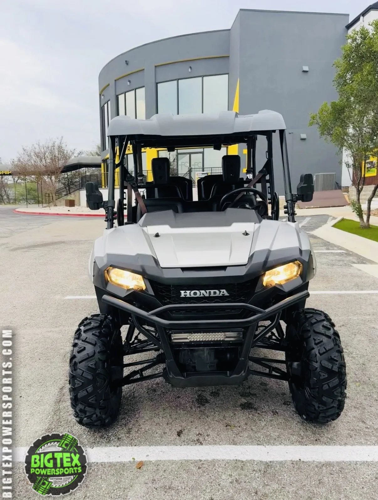 2017 Honda Pioneer 700 Deluxe — photo 9