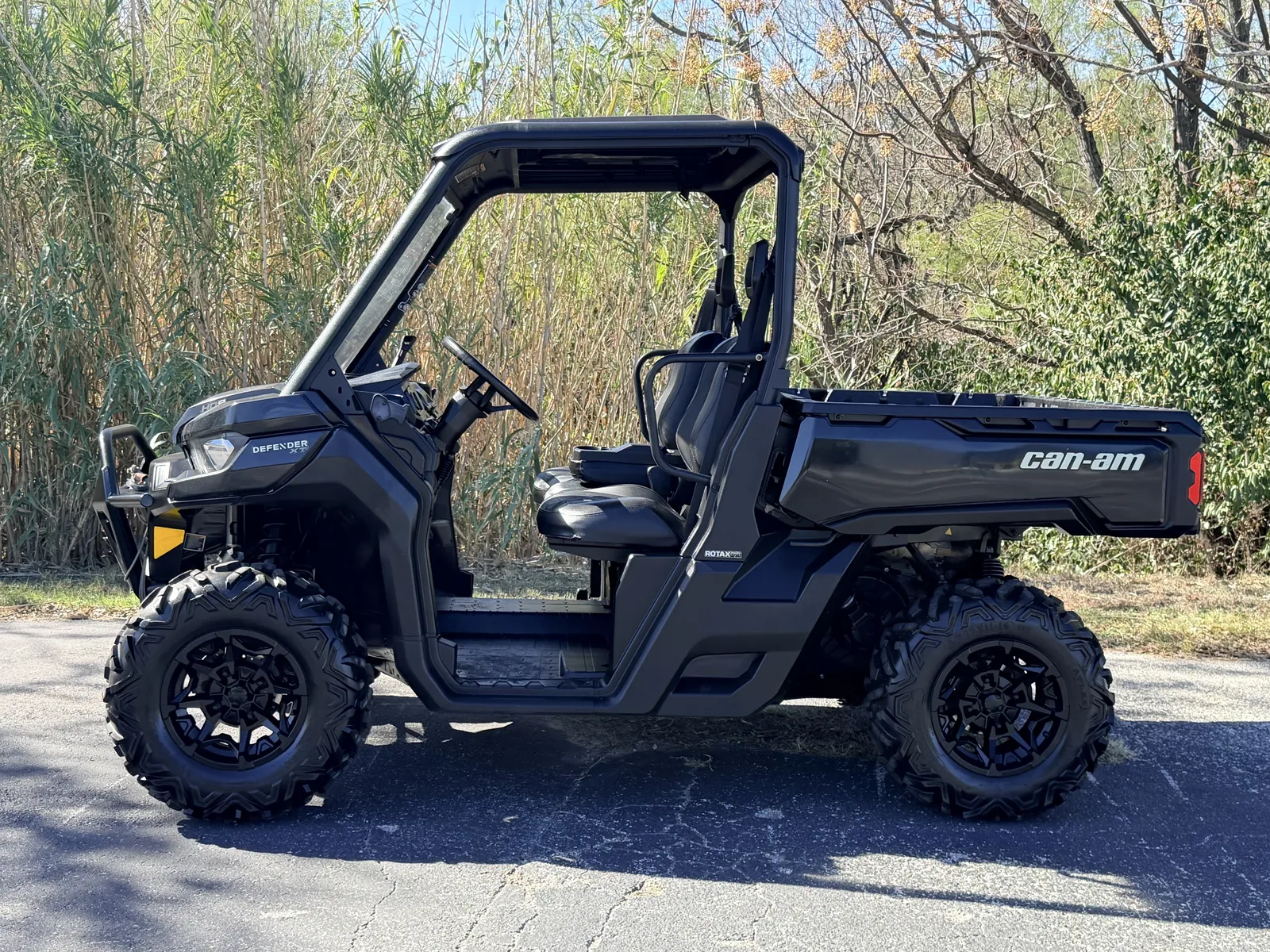 2022 Can-Am Defender XT HD9