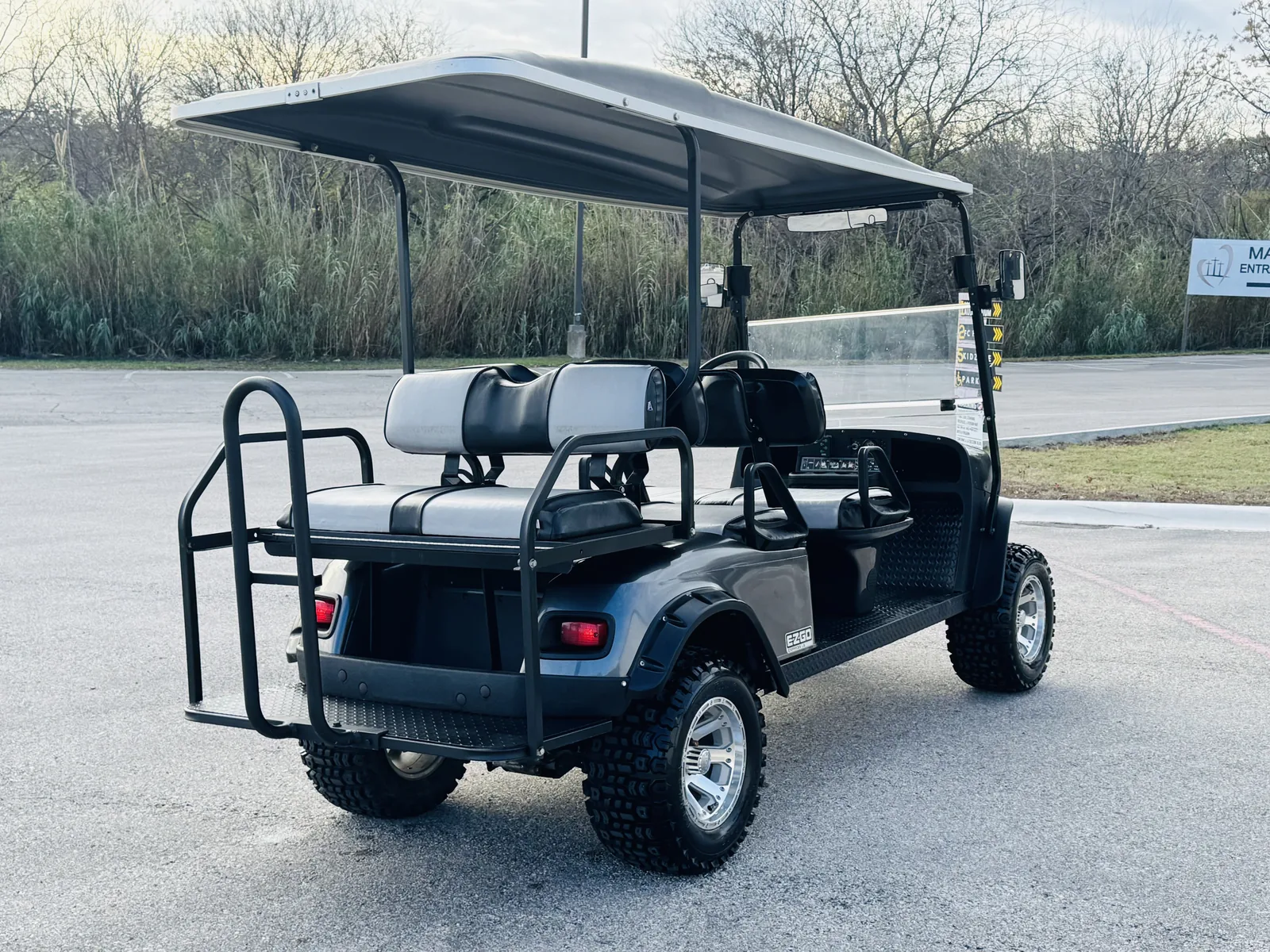 2014 EZ-GO Limo