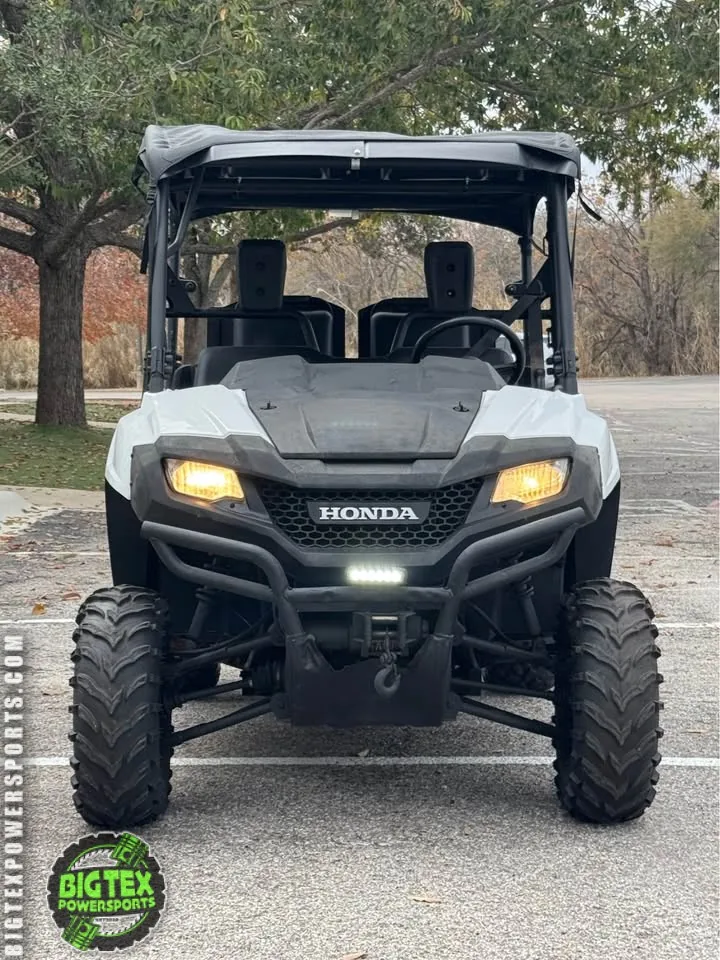 2015 Honda Pioneer 700 — photo 7