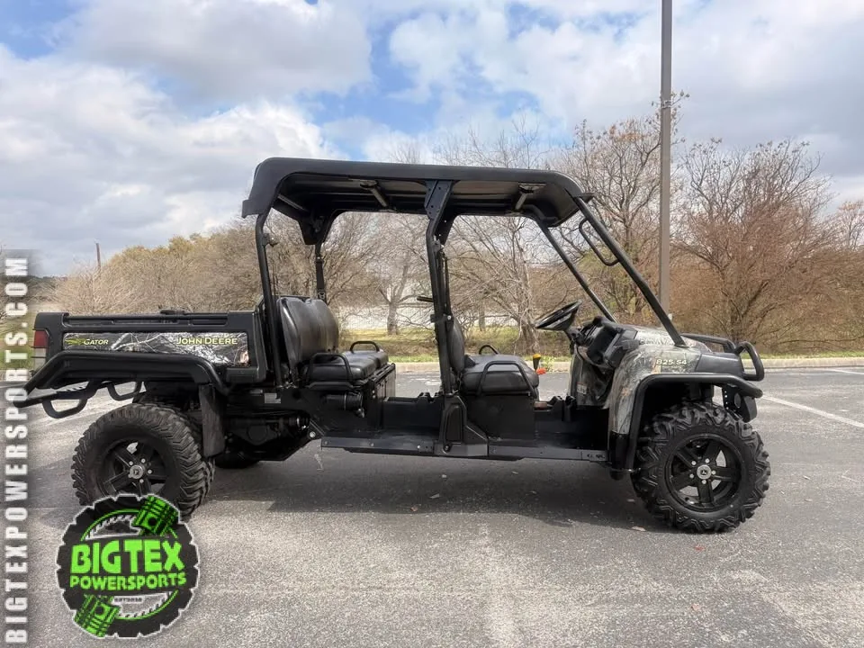 2018 John Deere Gator 825i S4
