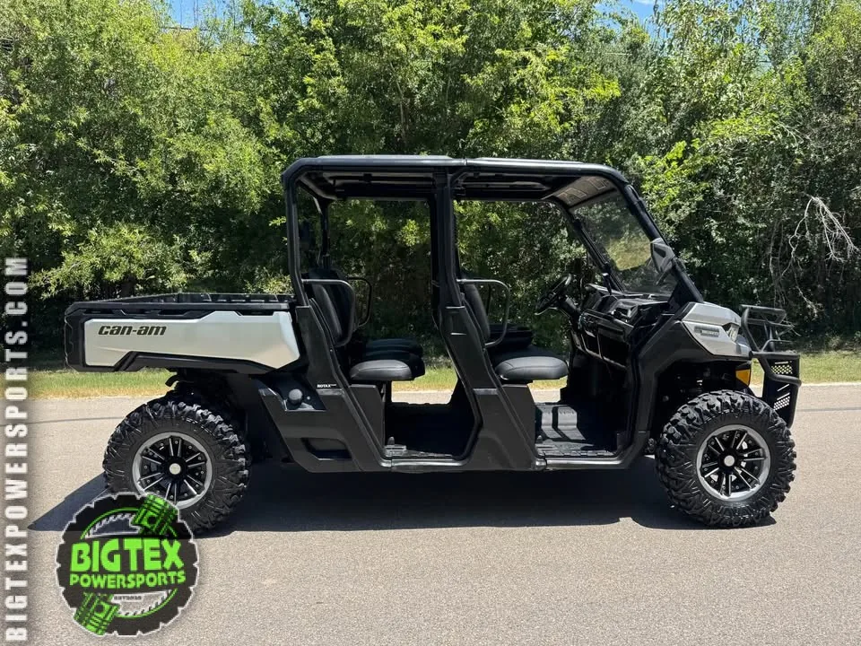 2019 Can-Am Defender HD10 — photo 7