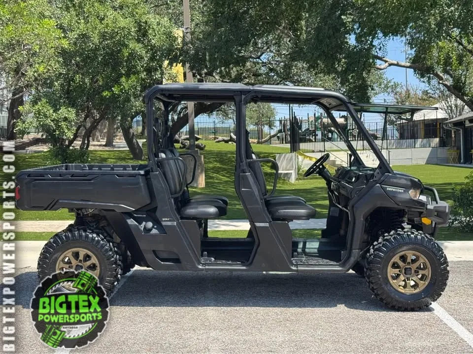 2023 Can-Am Defender HD10 Max