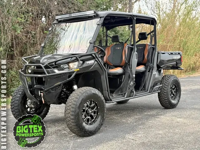 2023 Can-Am Defender HD10 Lone Star