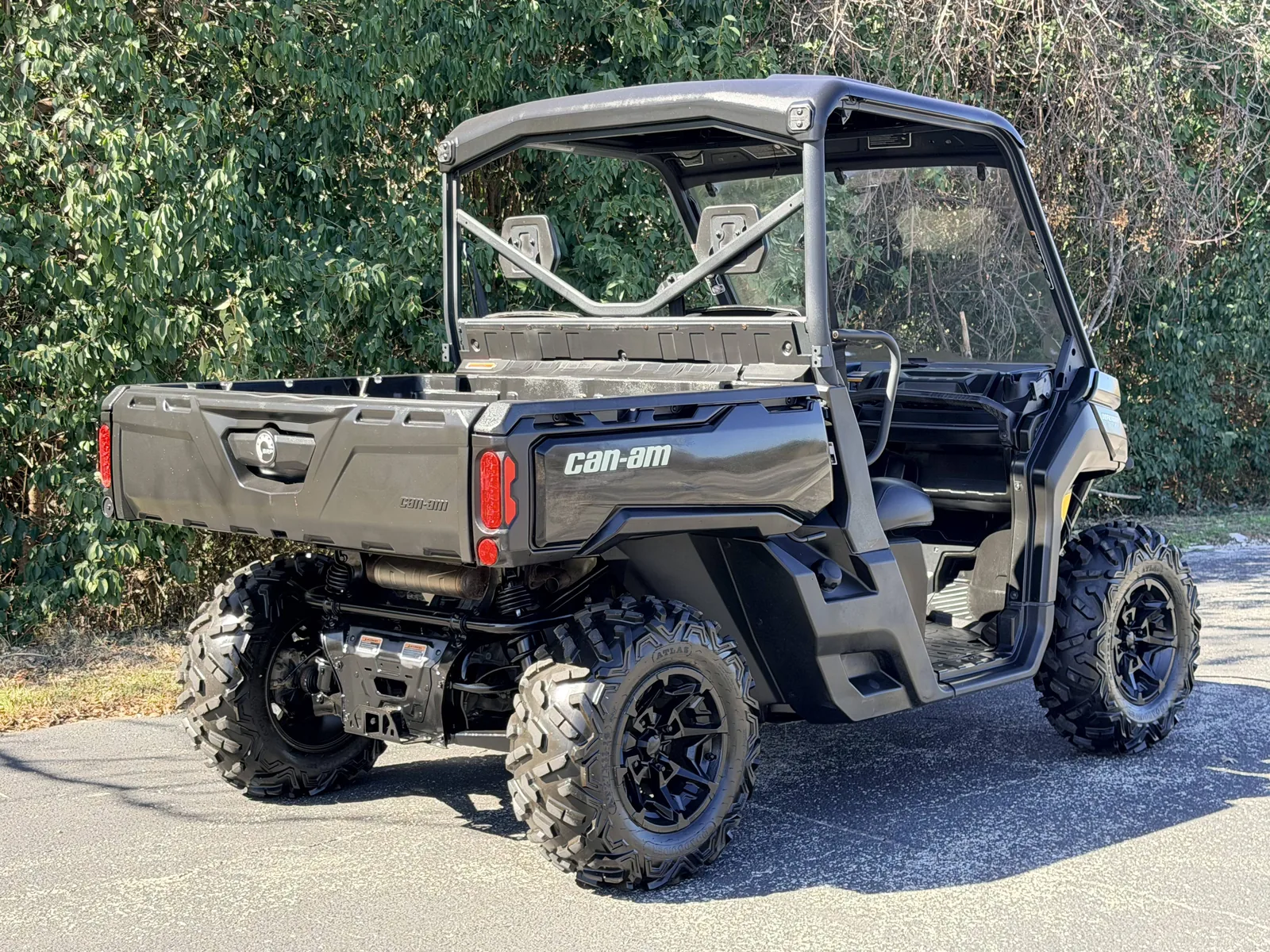 2022 Can-Am Defender XT HD9 — photo 12